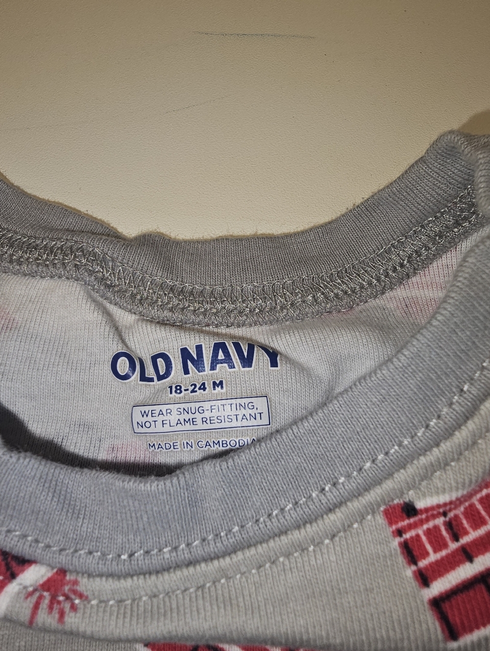 EUC | 18-24M | Old Navy Fire Truck Pajama Set - Picture 2 of 4